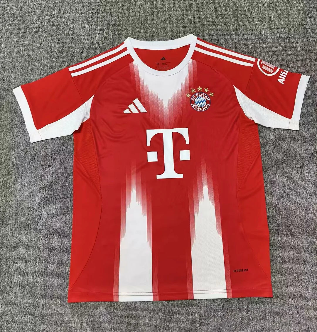 Maglia da calcio casalinga Bayern Monaco 2025/2026