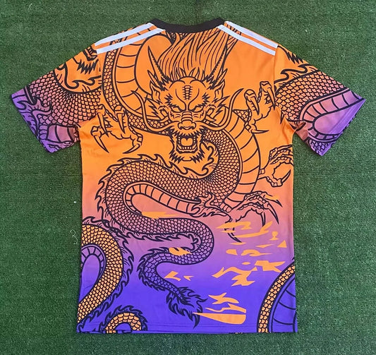 Maglia da calcio arancione e viola da allenamento del Real Madrid 2024/2025