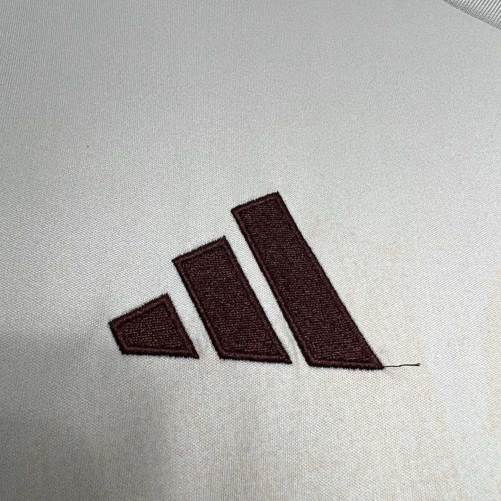 Roma Away Football Shirt 2024/2025