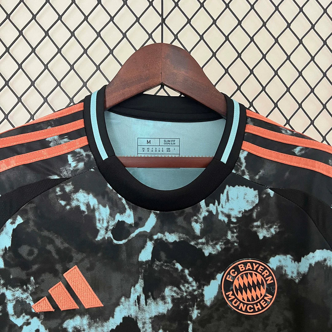 Maglia da calcio da trasferta del Bayern Monaco 2024/2025