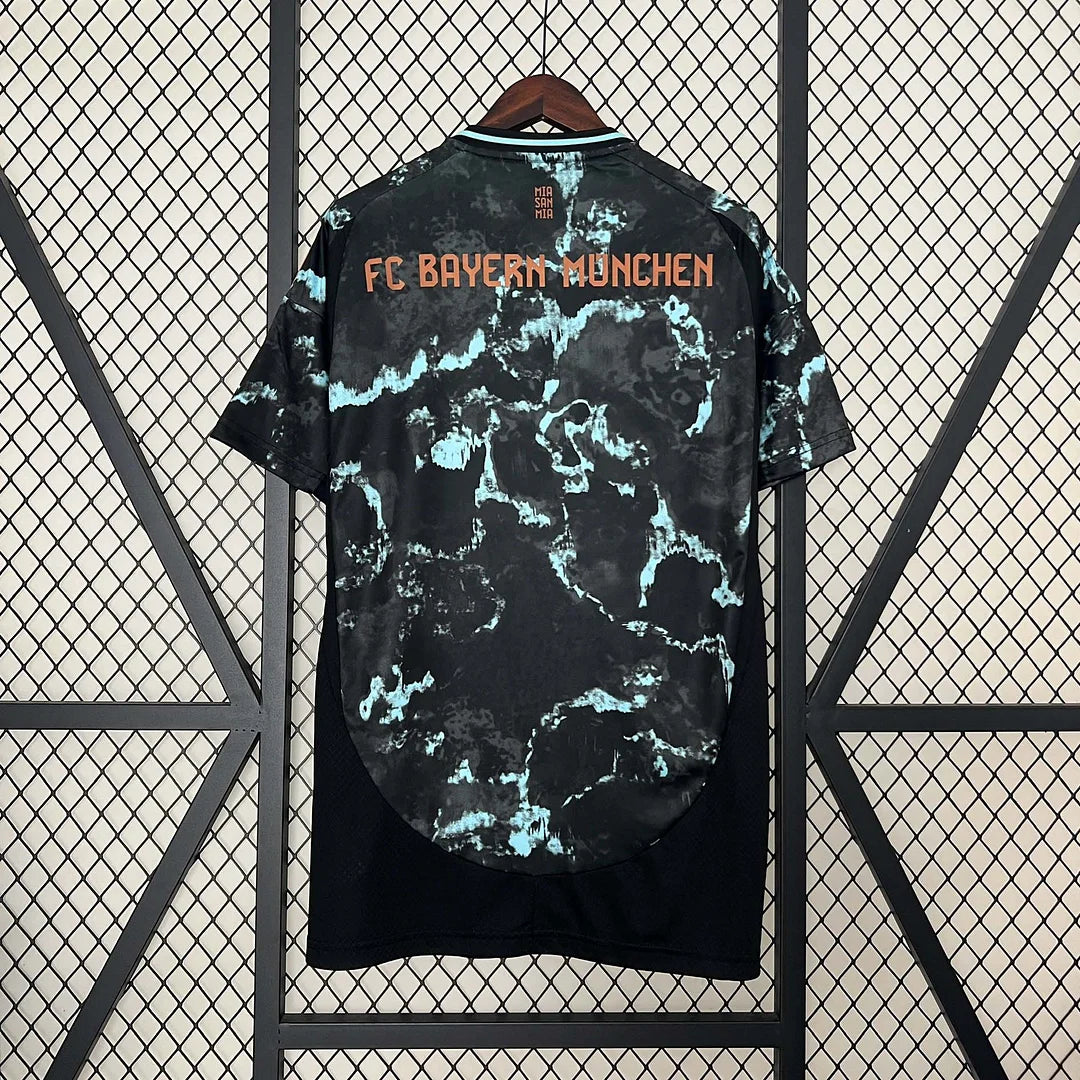 Maglia da calcio da trasferta del Bayern Monaco 2024/2025