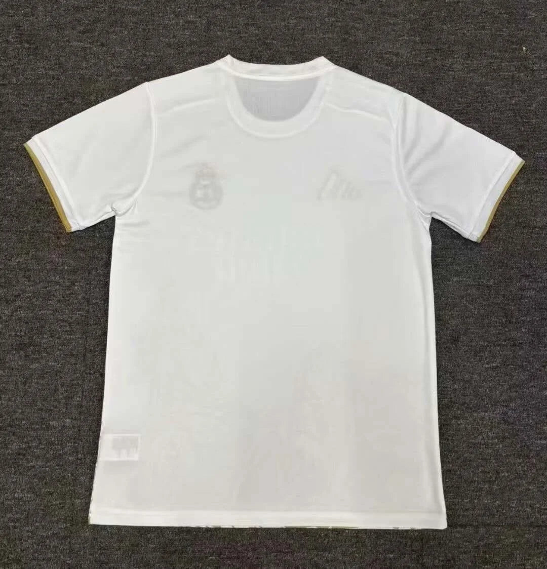 Maglia da calcio dorata edizione speciale del Real Madrid 2025/2026