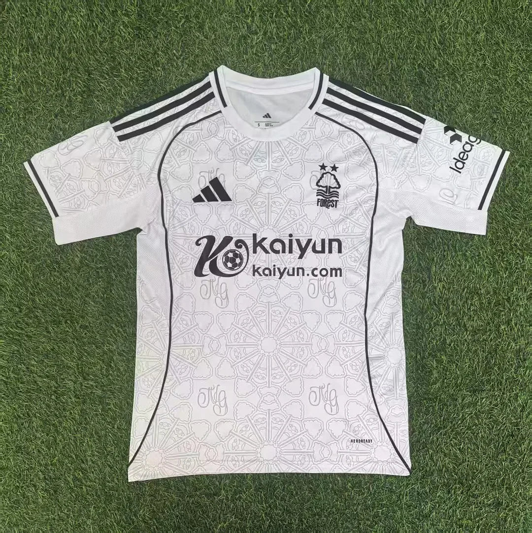 Maglia da calcio da trasferta del Nottingham Forest 2025/2026
