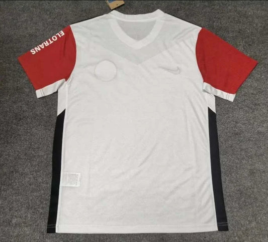 Maglia da calcio casalinga Frankfurt 2024/2025