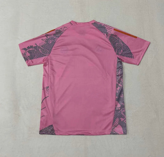 Maglia da calcio rosa del Real Madrid 2025/2026, edizione speciale