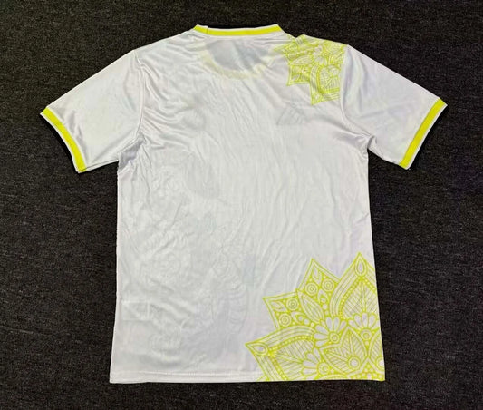 Maglia da calcio edizione speciale serpente nero del Real Madrid 2024/2025