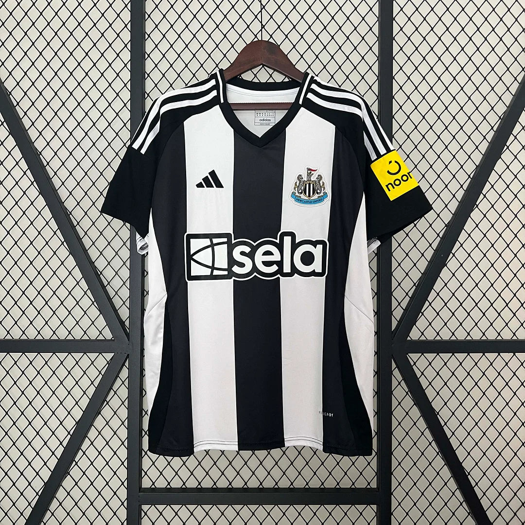 Maglia da calcio casalinga del Newcastle United 2024/2025