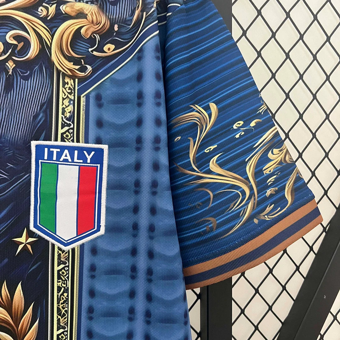 Maglia da calcio blu edizione speciale Italia 2024