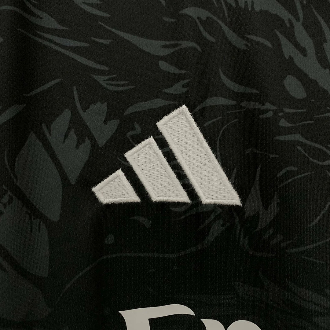 Maglia da calcio viola edizione speciale del Real Madrid 2025/2026