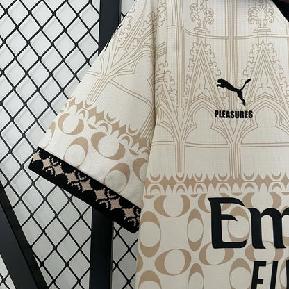 Camiseta de fútbol de edición conjunta del AC Milan 2023/2024