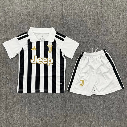 Maglia e pantaloncino da calcio casalinga Juventus 2026/2027, per bambini