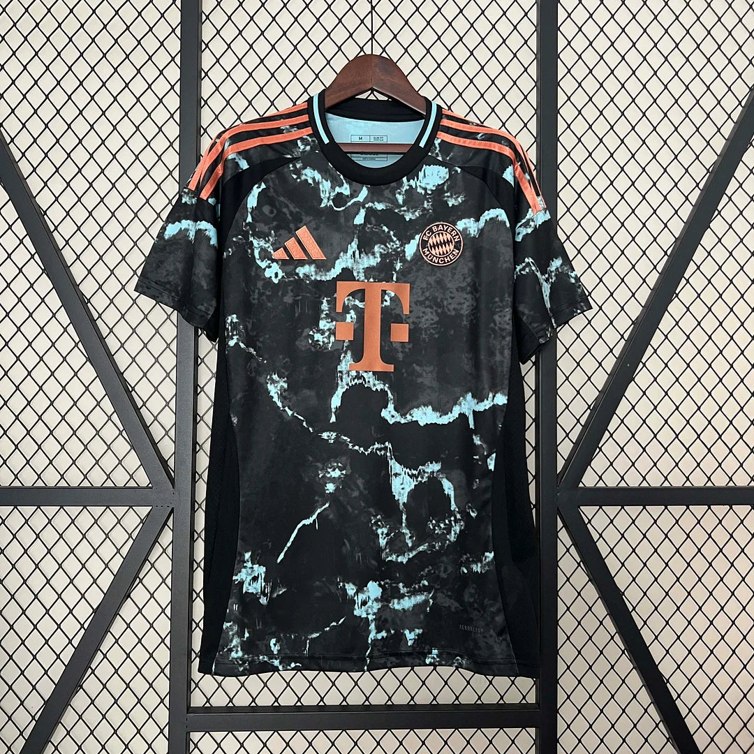 Maglia da calcio da trasferta del Bayern Monaco 2024/2025
