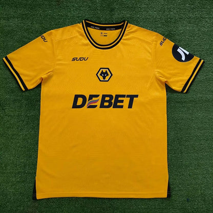 Maglia da calcio casalinga del Wolverhampton Wanderers 2024/2025