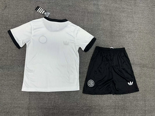 Maglia e pantaloncino da calcio bianca edizione 125° anniversario della Germania 2025, per bambini