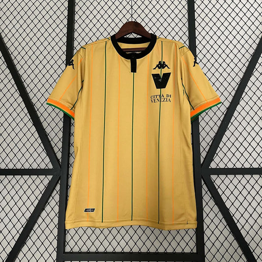 Venezia 2023/2024 Yellow Training Football Shirt