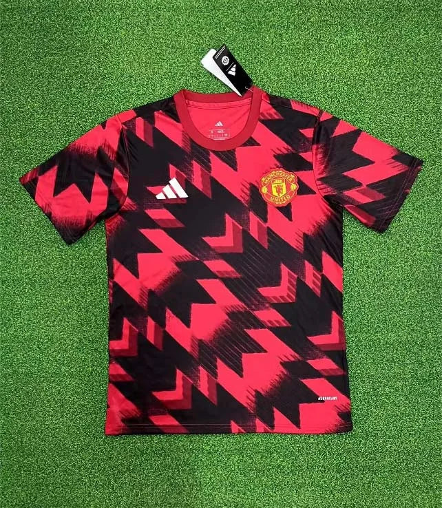 Maglia da calcio rossa e nera del Manchester United 2025/2026, allenamento
