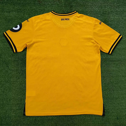 Maglia da calcio casalinga del Wolverhampton Wanderers 2024/2025