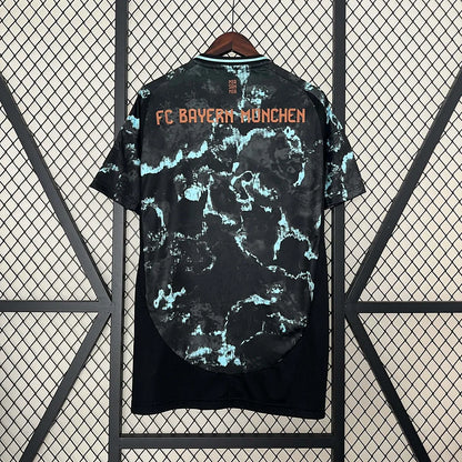 Maglia da calcio da trasferta del Bayern Monaco 2024/2025