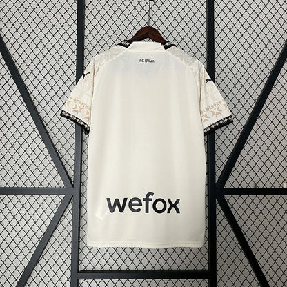 Camiseta de fútbol de edición conjunta del AC Milan 2023/2024