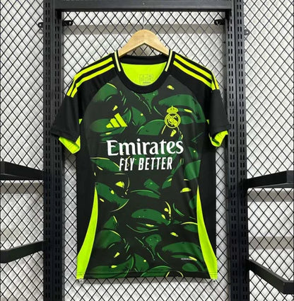 Maglia da calcio verde da allenamento del Real Madrid 2024/2025