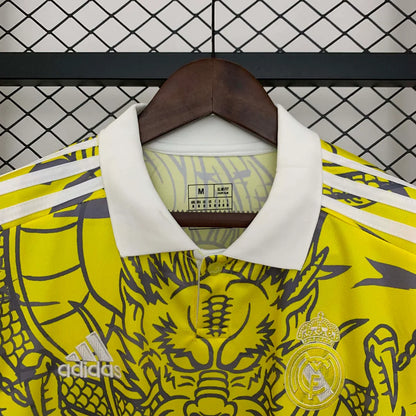 Maglia da calcio gialla edizione speciale del Real Madrid 2025/2026