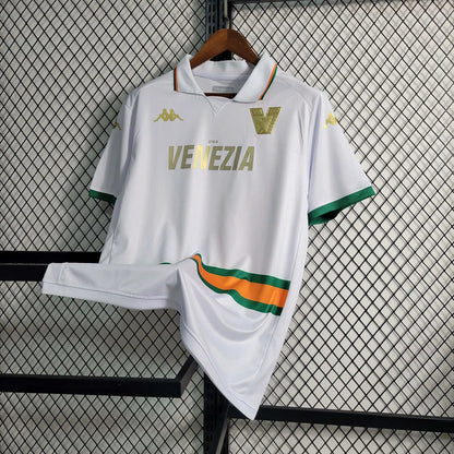 Camiseta de fútbol visitante del Venezia 2023/2024